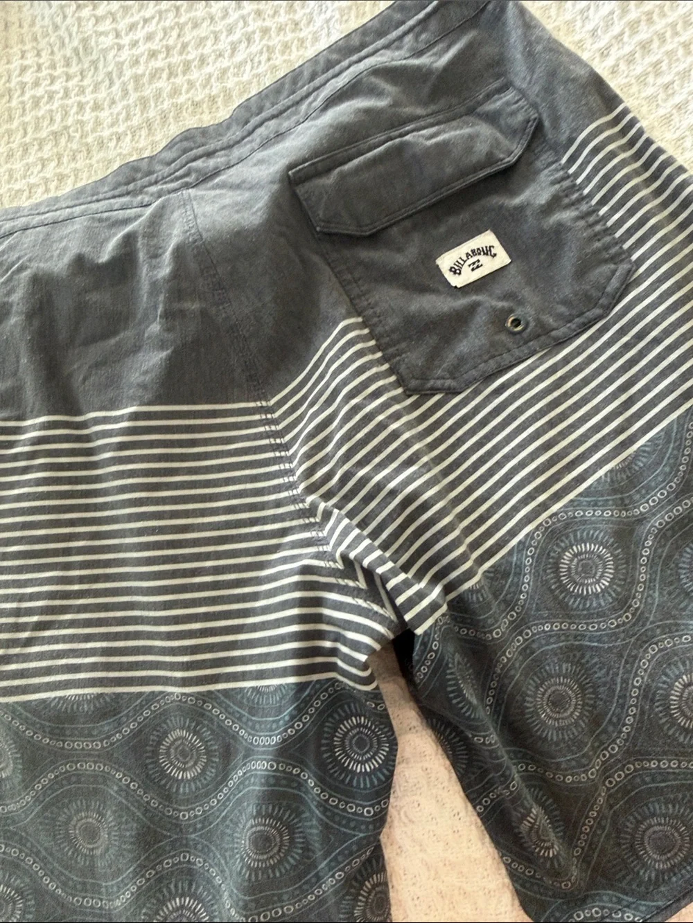 Billabong Men’s Gray Patterned Board Shorts with Navy Drawstring